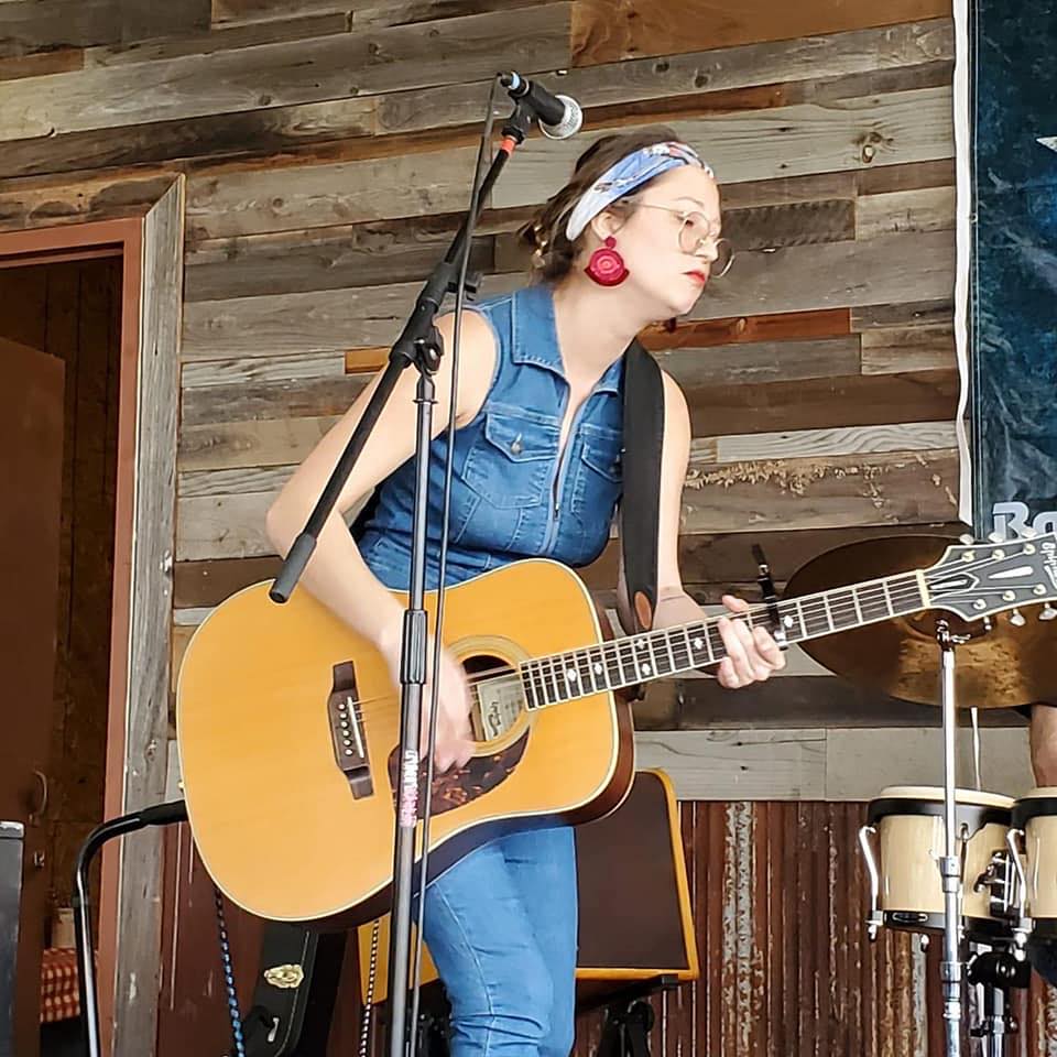 Live local music with Hannah JustHannah